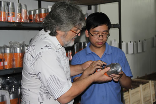 Il professor Chikhotkin Viktor Fedorovich Eseguita Technical Guidance